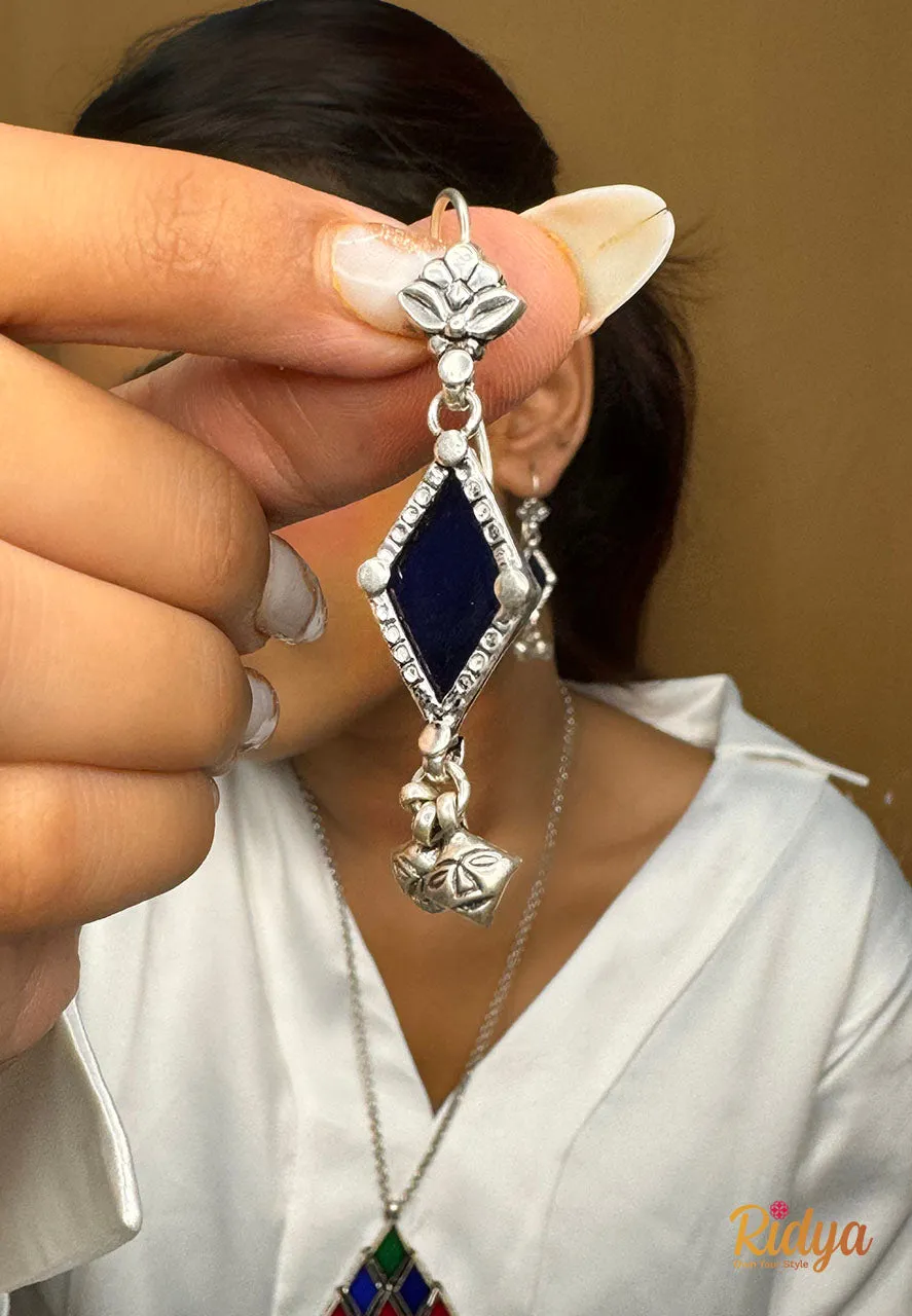 A Bunch Of Glass Diamonds Stylish Chain Necklace Set