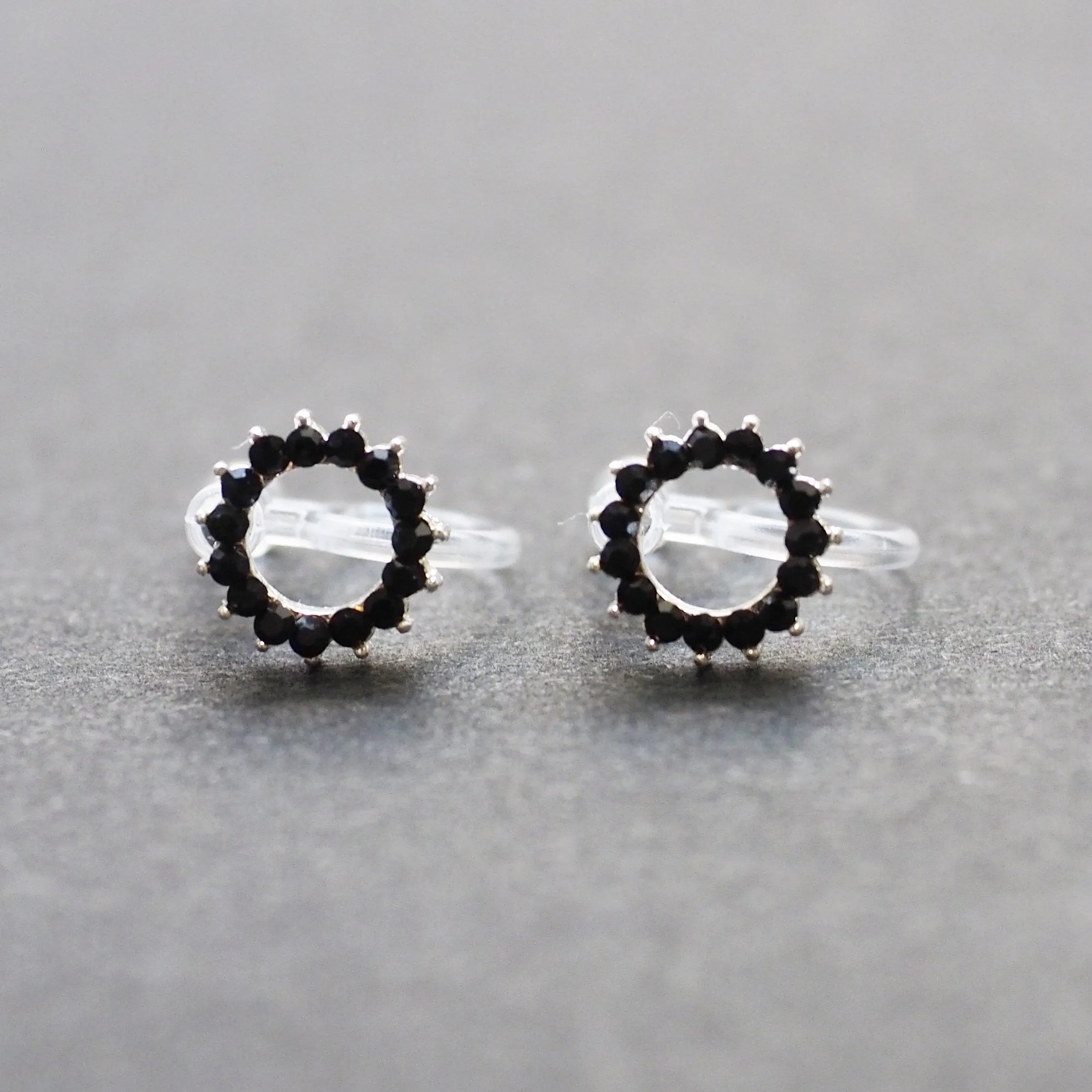Circle Rhinestone Crystal Invisible Clip On Stud Earrings ( Black tone )
