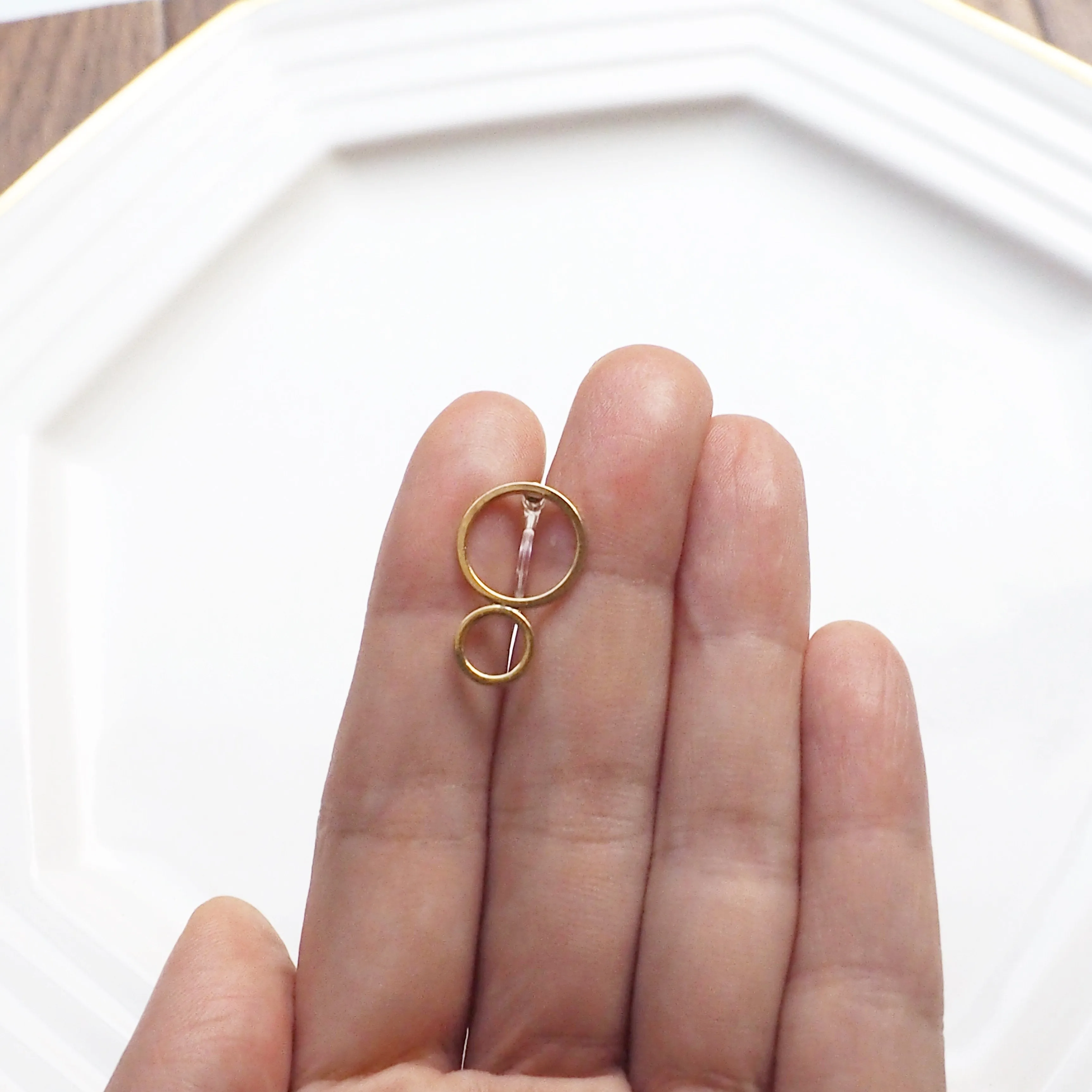 Double hoop invisible clip on stud earrings ( Gold tone )