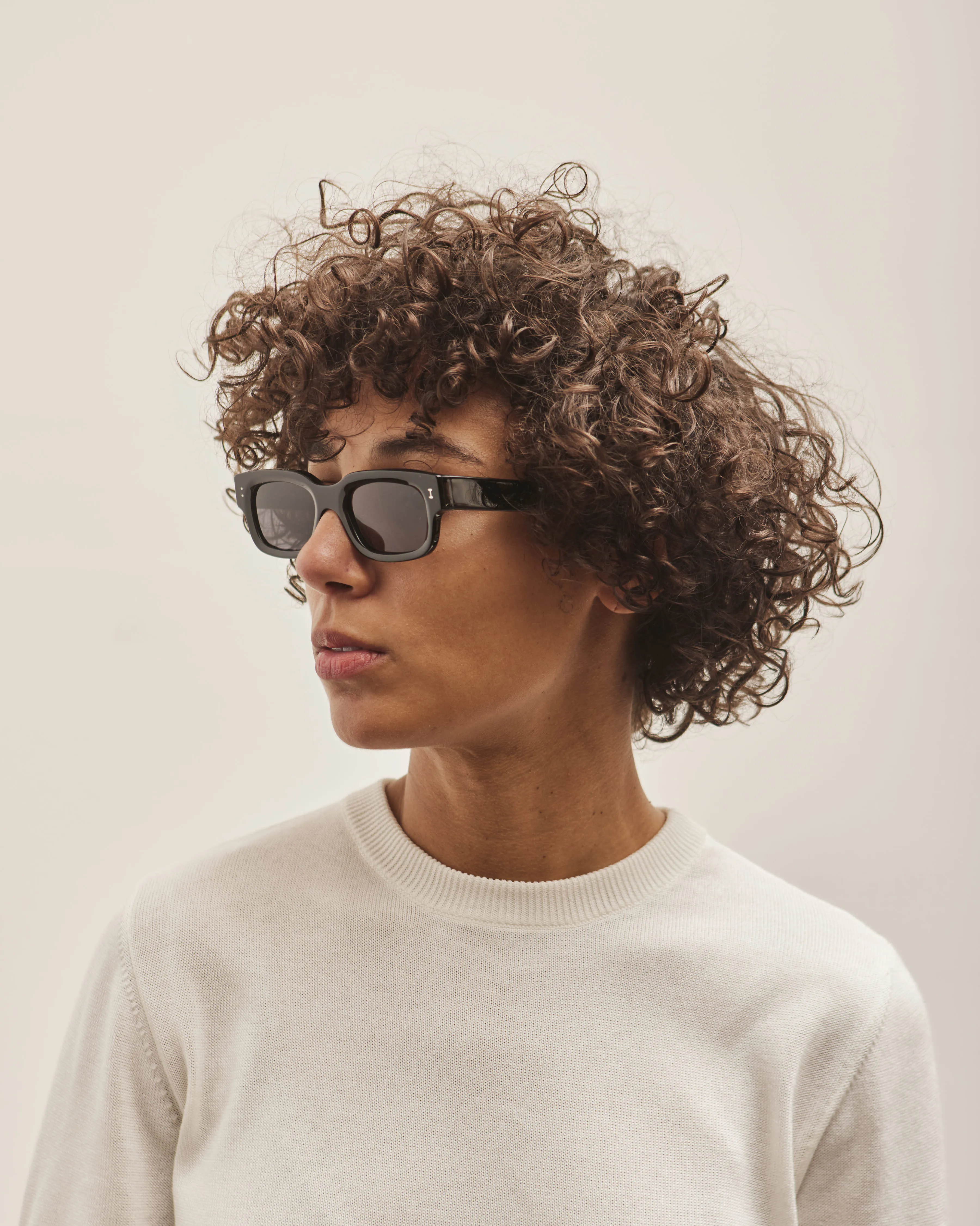 Illesteva Cali Sunglasses, Black