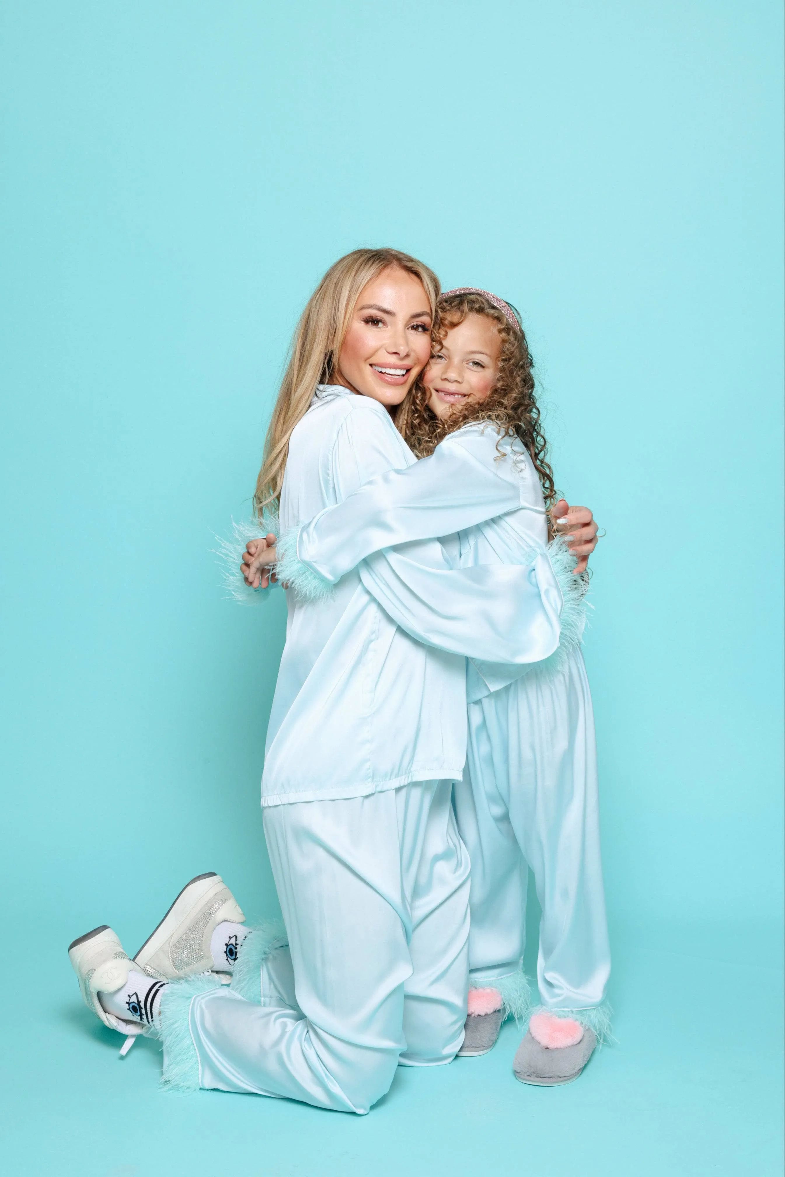 Women's Sky Feather Silky Set